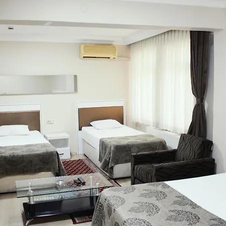 Hotel The Lines Hotel 3*